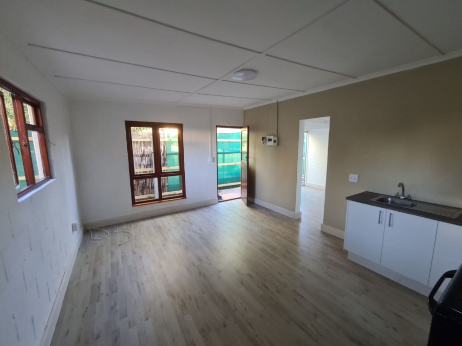 To Let 2 Bedroom Property for Rent in Table View Western Cape